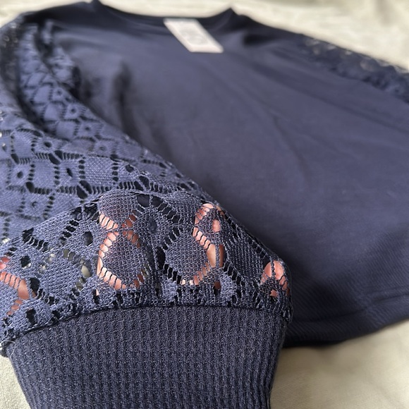 Navy Top with long lace sleeves - Picture 2 of 6